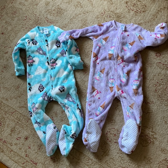 Children’s Place Bundle of 3 Toddler Girl Dino Footed Fleece 1 Piece Pajamas EUC - Picture 7 of 14